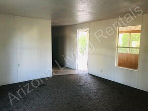 3024 E Packard Ave in Kingman, AZ - Building Photo - Building Photo