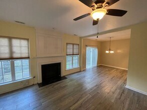 8203 Saltwood Pl in Raleigh, NC - Foto de edificio - Building Photo