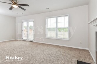 4408 Deacon Ct in High Point, NC - Building Photo - Building Photo