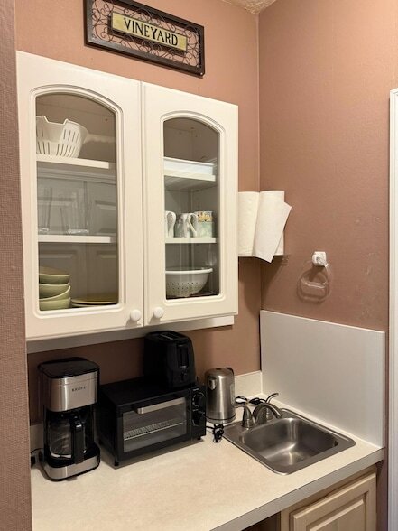 10035 Perfect Dr, Unit B in Port St. Lucie, FL - Foto de edificio - Building Photo