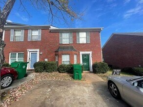 5682 Wind Gate Ln in Lithonia, GA - Building Photo - Building Photo
