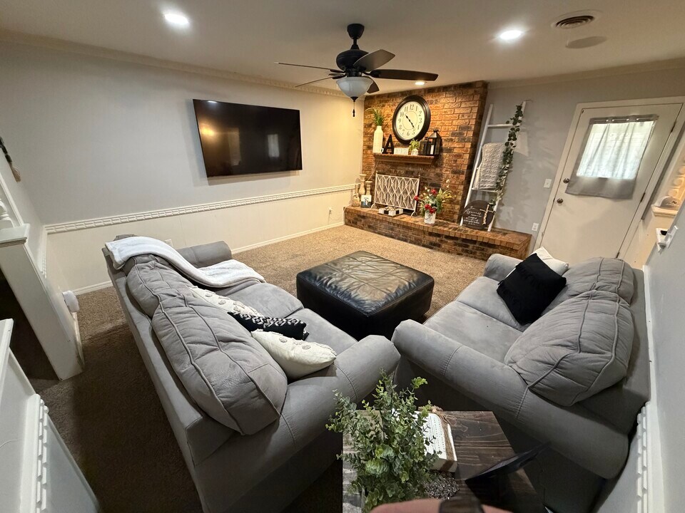 1106 Parr St in Amarillo, TX - Foto de edificio