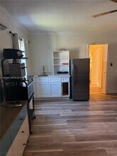 5170 SW 18th Ct, Unit Rear in Plantation, FL - Building Photo - Building Photo