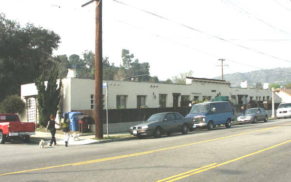 1601 Fair Park Ave in Los Angeles, CA - Building Photo