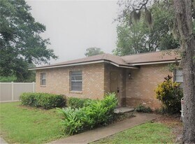 1426 E Fern Rd in Lakeland, FL - Building Photo