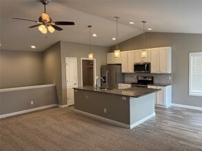 22 Tennis Ct in Foristell, MO - Building Photo - Building Photo