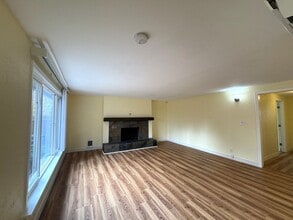 621 E 57th St in Tacoma, WA - Building Photo - Building Photo