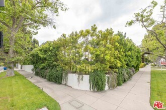 602 S Lucerne Blvd in Los Angeles, CA - Building Photo - Building Photo