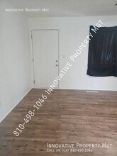 5501 Western Rd in Flint, MI - Building Photo - Building Photo