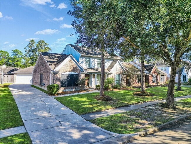 property at 2108 Autumn Cove Dr