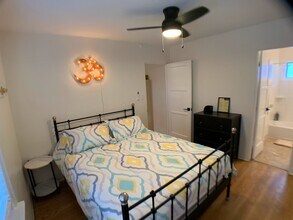 4788 W Mountain View Dr, Unit 1 in San Diego, CA - Building Photo - Building Photo