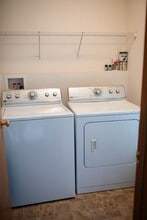 5502 Poolbeg St in Canal Winchester, OH - Building Photo - Building Photo