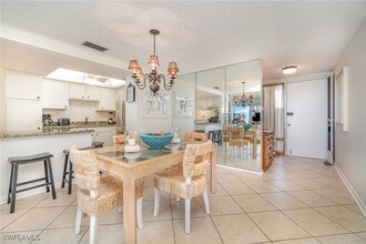 3443 Gulf Shore Blvd N, Unit 609 in Naples, FL - Building Photo - Building Photo