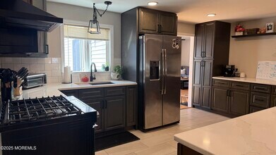 132 Tiller Ave in Stafford Township, NJ - Building Photo - Building Photo