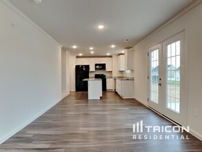 716 Brampton Dr in McLeansville, NC - Building Photo - Building Photo