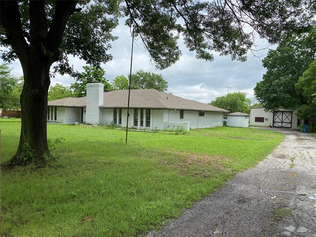 property at 1315 College Pkwy