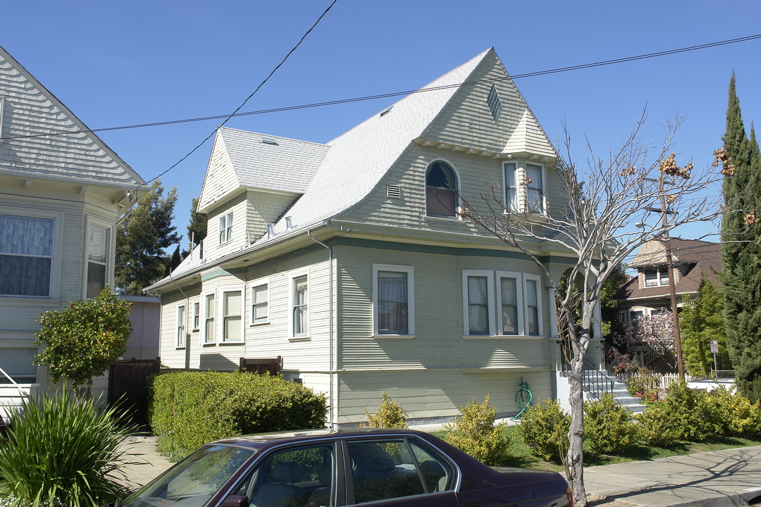 1423 Caroline St in Alameda, CA - Foto de edificio