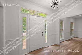 52 Avery Cir in Jackson, MS - Building Photo - Building Photo