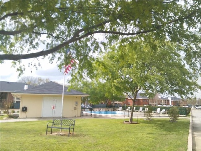 3800 Morrison Dr in Monroe, LA - Building Photo - Building Photo