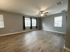 12630 Jillian Cir in Hudson, FL - Building Photo - Building Photo