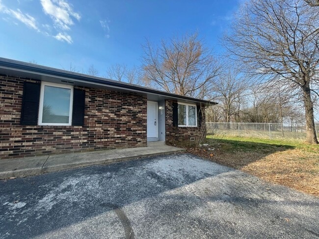 property at 1075 S Lexington Ave