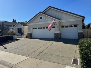 5977 Whisperlodge Way in Roseville, CA - Building Photo - Building Photo