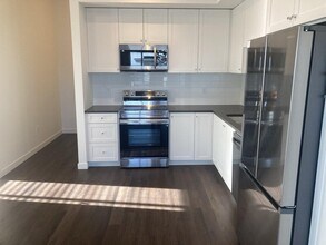 8509-8158 158 St in Surrey, BC - Building Photo - Building Photo