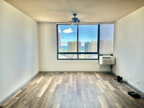 876 Curtis St in Honolulu, HI - Building Photo - Building Photo