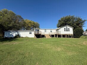 110 Dotson Dr in Sherwood, MI - Building Photo - Building Photo