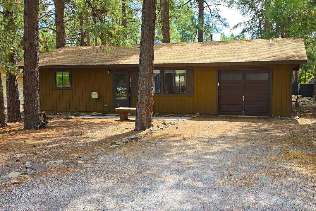 2414 Star Mountain Trail in Flagstaff, AZ - Building Photo