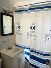 1504 Cleveland St in Columbia, SC - Foto de edificio - Building Photo