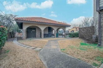 5757 E University Blvd in Dallas, TX - Building Photo - Building Photo