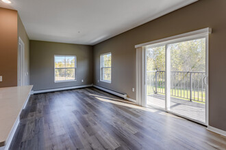 The Flats on 14th in Little Falls, MN - Foto de edificio - Interior Photo