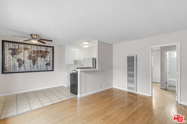 property at 2624 6th St