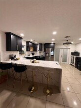 1305 E Louise Ave in Tampa, FL - Building Photo - Building Photo