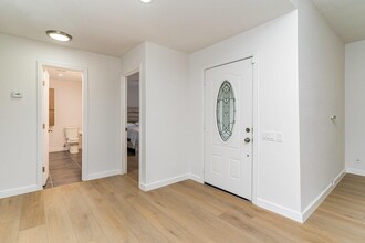 6031 Blue Mist Ln in Dallas, TX - Building Photo - Building Photo