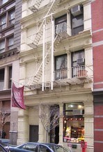 83 Spring St in New York, NY - Building Photo - Building Photo