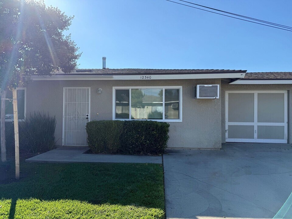 12340 Ross Pl in Yucaipa, CA - Building Photo