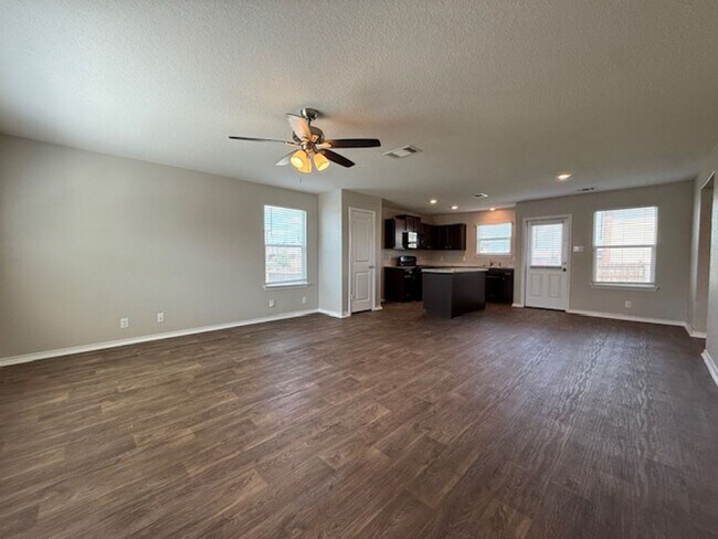 6439 Handel Ldg in San Antonio, TX - Building Photo - Building Photo