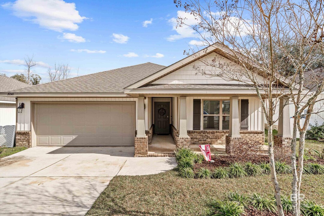 10848 War Emblem Ave in Daphne, AL - Building Photo