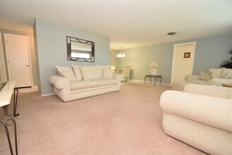 1365 De Prie Rd in Englewood, FL - Building Photo - Building Photo