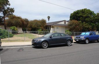 572-580 Emory St in Imperial Beach, CA - Building Photo - Building Photo