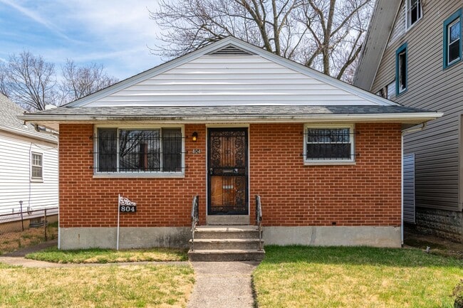 property at 804 Huron Ave