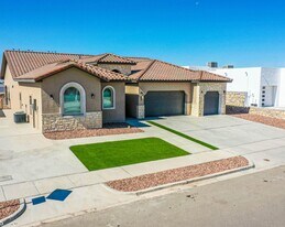 309 Blue Valley Dr in Horizon City, TX - Building Photo