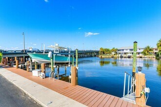 1700 S Ocean Blvd in Delray Beach, FL - Foto de edificio - Building Photo