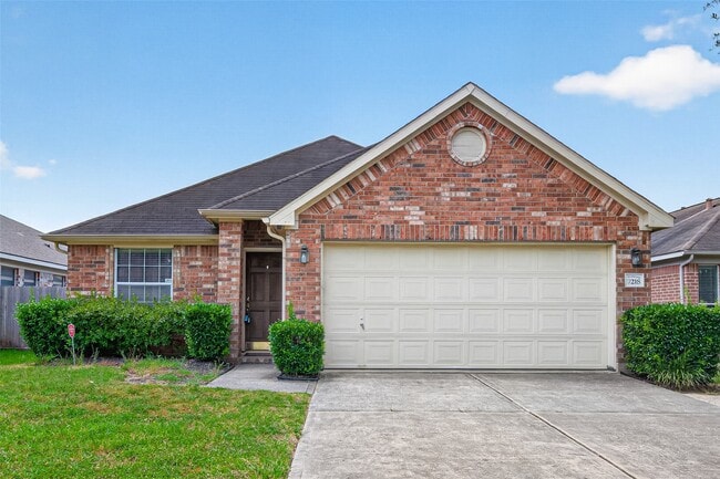 property at 7218 Fox Hall Ln