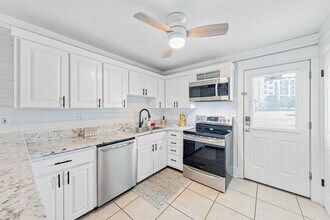 885 Santa Rosa Blvd in Fort Walton Beach, FL - Building Photo - Building Photo