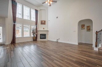 11202 Bluewater Lagoon Cir in Cypress, TX - Building Photo - Building Photo