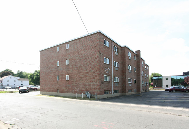 14-16 Crosby St in East Hartford, CT - Foto de edificio - Building Photo