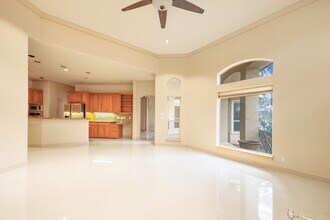 18722 Cll Cierra in San Antonio, TX - Building Photo - Building Photo